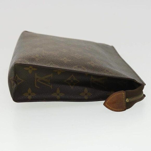 LOUIS VUITTON Monogram Poche Toilette 26 Pouch - Picture 3 of 15